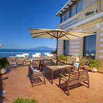 ベッド・アンド・ブレックファスト La Terrazza 38 4*