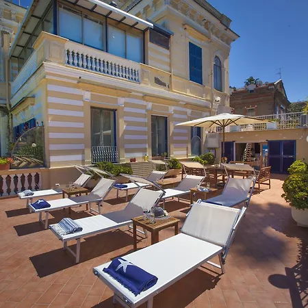 فندق مبيت وإفطار La Terrazza 38 سورينتو