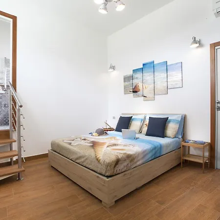 La Terrazza 38 Bed & Breakfast 2*